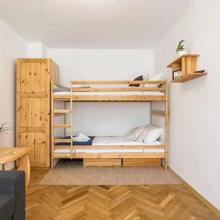 Rent Like - Krzeptowskiego Apartman